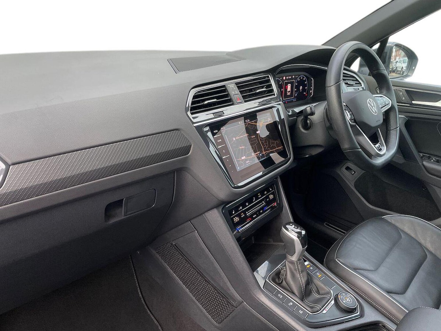 Used Volkswagen Tiguan 2022 for sale - 76547739: Photo 7