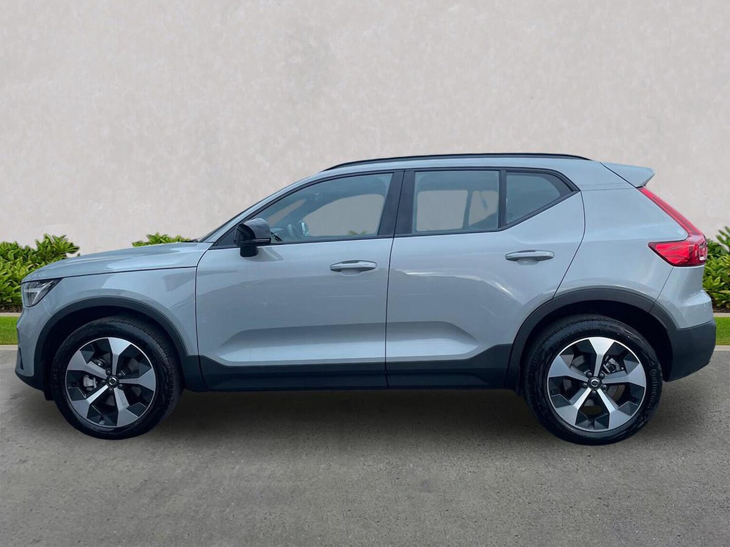 Used Volvo XC40 2025 for sale - 77687983: Photo 19