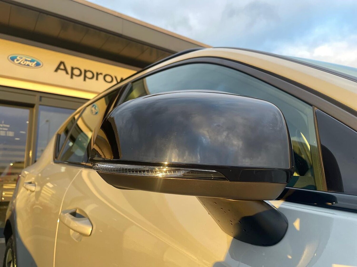 Used Volvo XC40 2025 for sale - 77687983: Photo 37