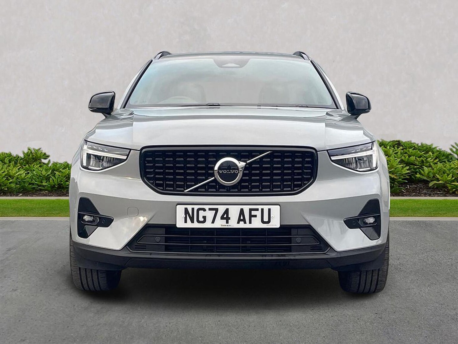Used Volvo XC40 2025 for sale - 77687983: Photo 5
