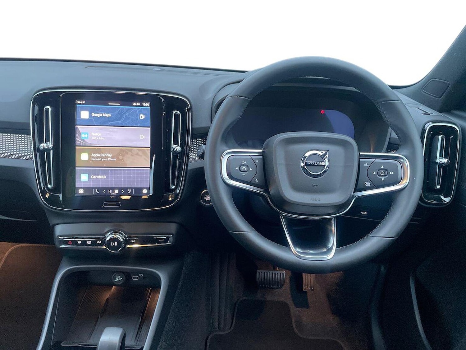 Used Volvo XC40 2025 for sale - 77687983: Photo 9