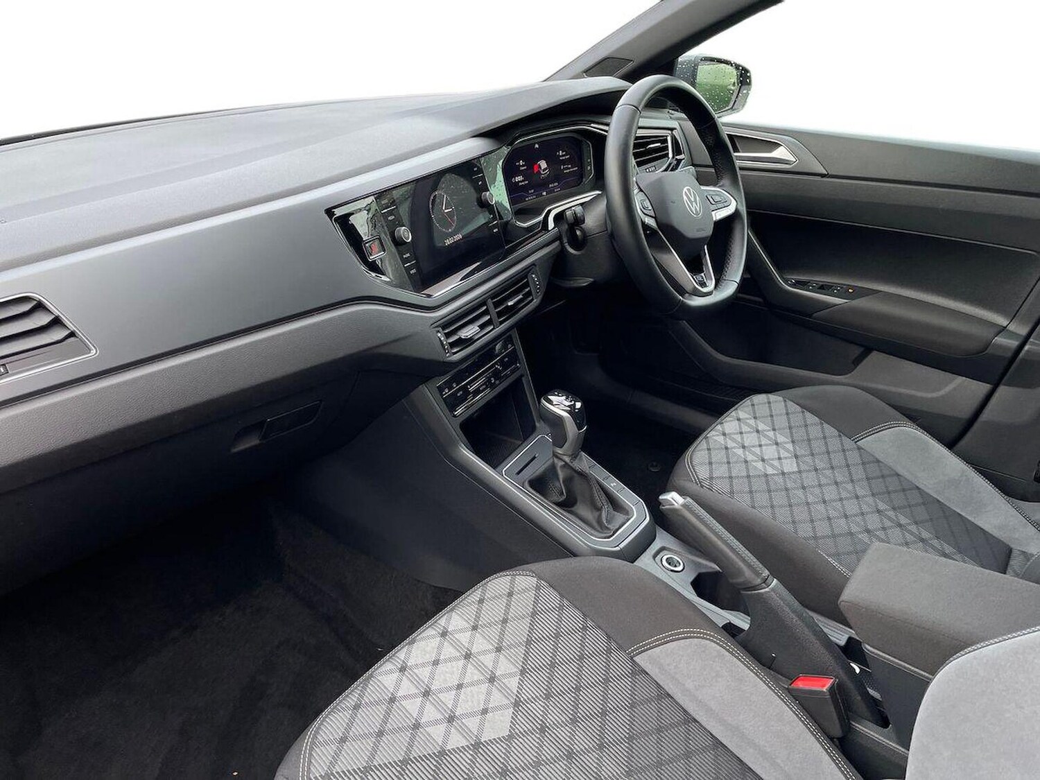 Used Volkswagen Polo 2024 for sale - 78039295: Photo 7