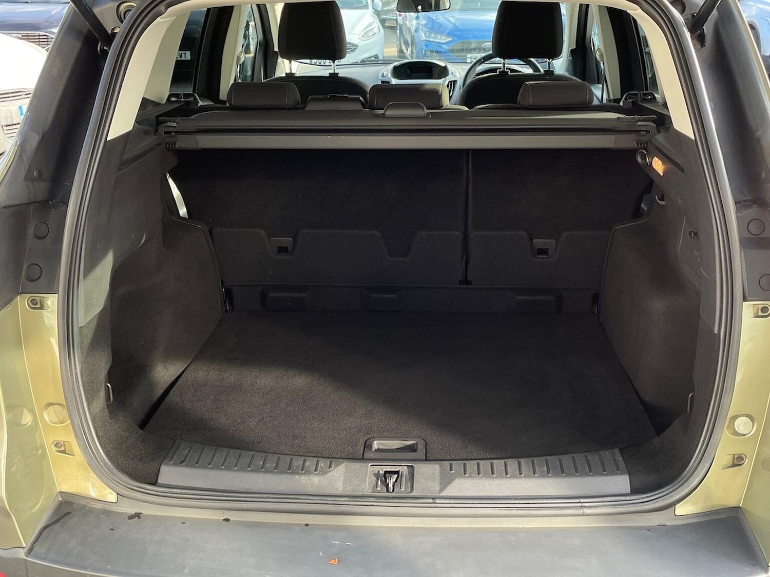 Used Ford Kuga 2014 for sale - 76346972: Photo 17