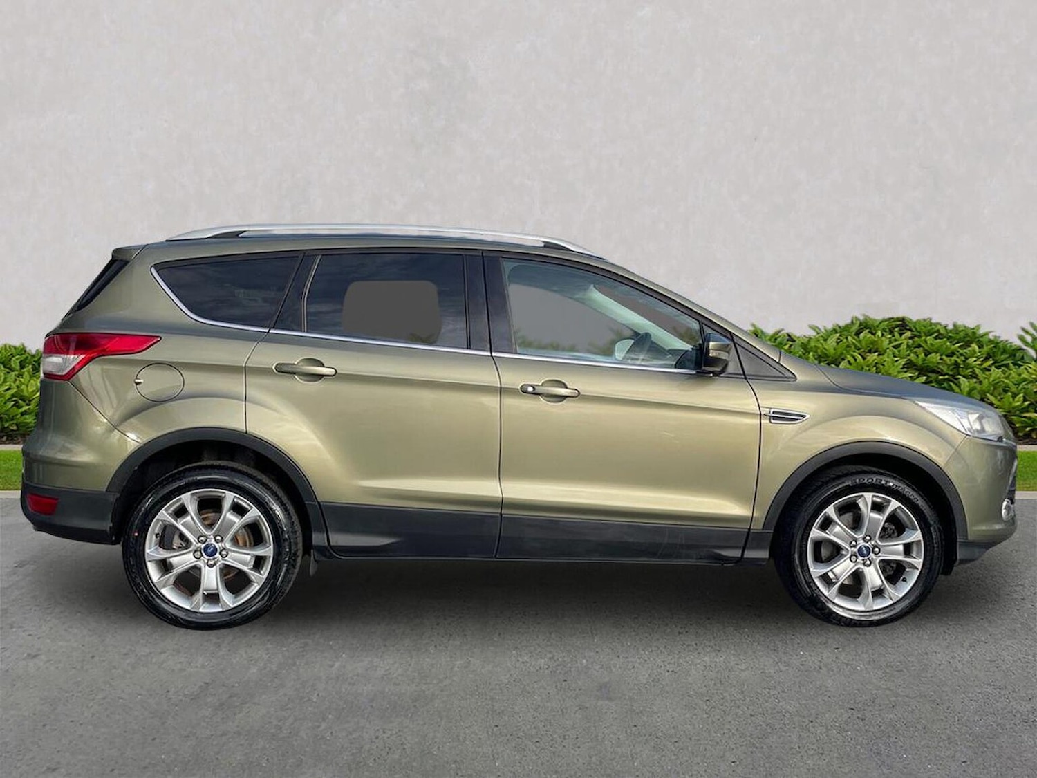 Used Ford Kuga 2014 for sale - 76346972: Photo 3