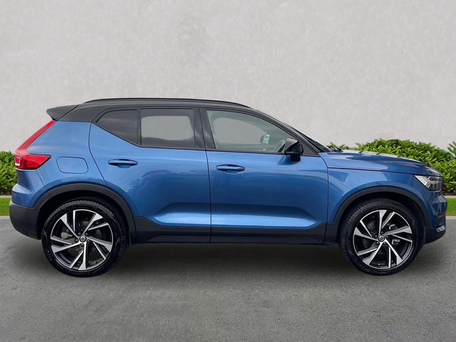 Used Volvo XC40 2020 for sale - 76547736: Photo 3
