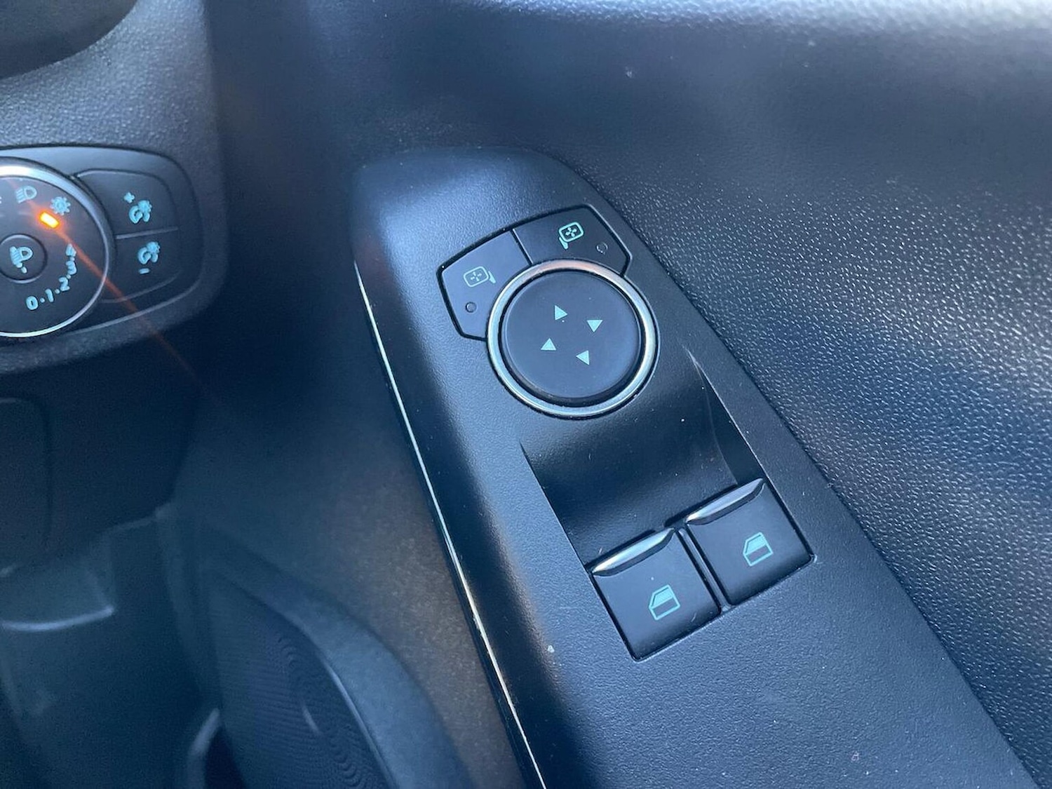 Used Ford Fiesta 2019 for sale - 76794889: Photo 21