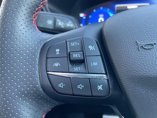 Used Ford Kuga 2023 for sale - 76127231: Photo 26