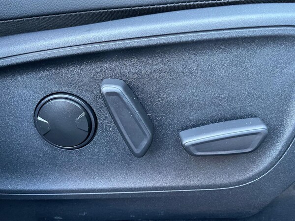 Used Ford Kuga 2023 for sale - 76127231: Photo 30