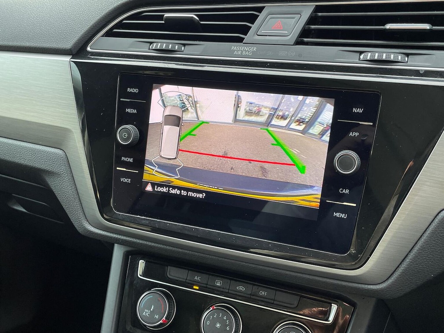 Used Volkswagen Touran 2021 for sale - 76957582: Photo 23