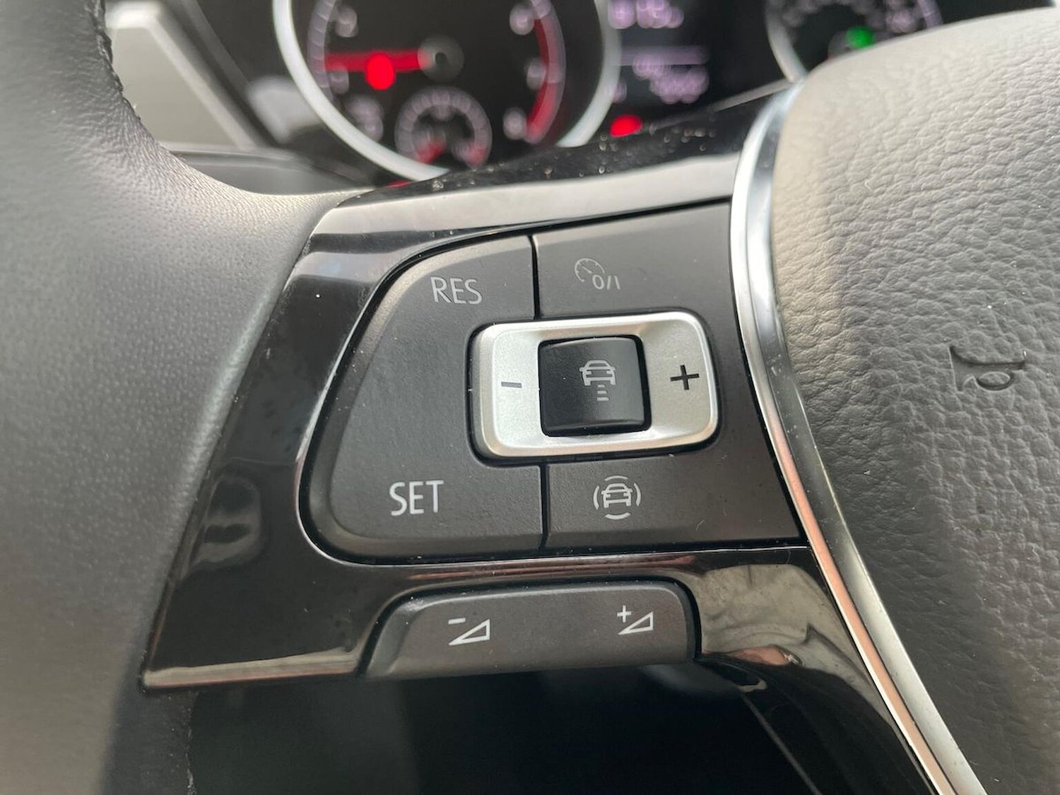 Used Volkswagen Touran 2021 for sale - 76957582: Photo 27