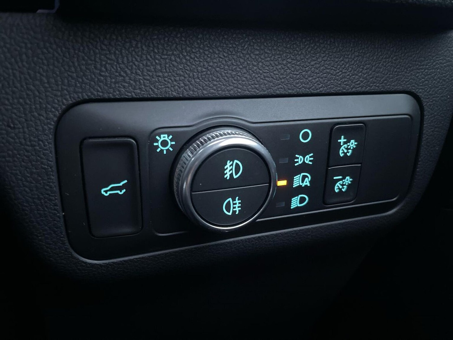 Used Ford Kuga 2020 for sale - 76897132: Photo 25