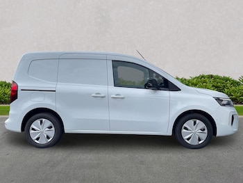 Used Nissan Other 2023 for sale - 75779226: Photo