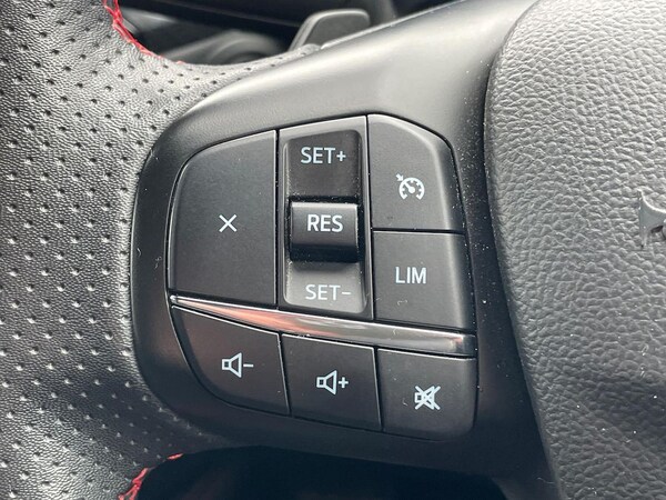 Used Ford Kuga 2022 for sale - 76305433: Photo 26