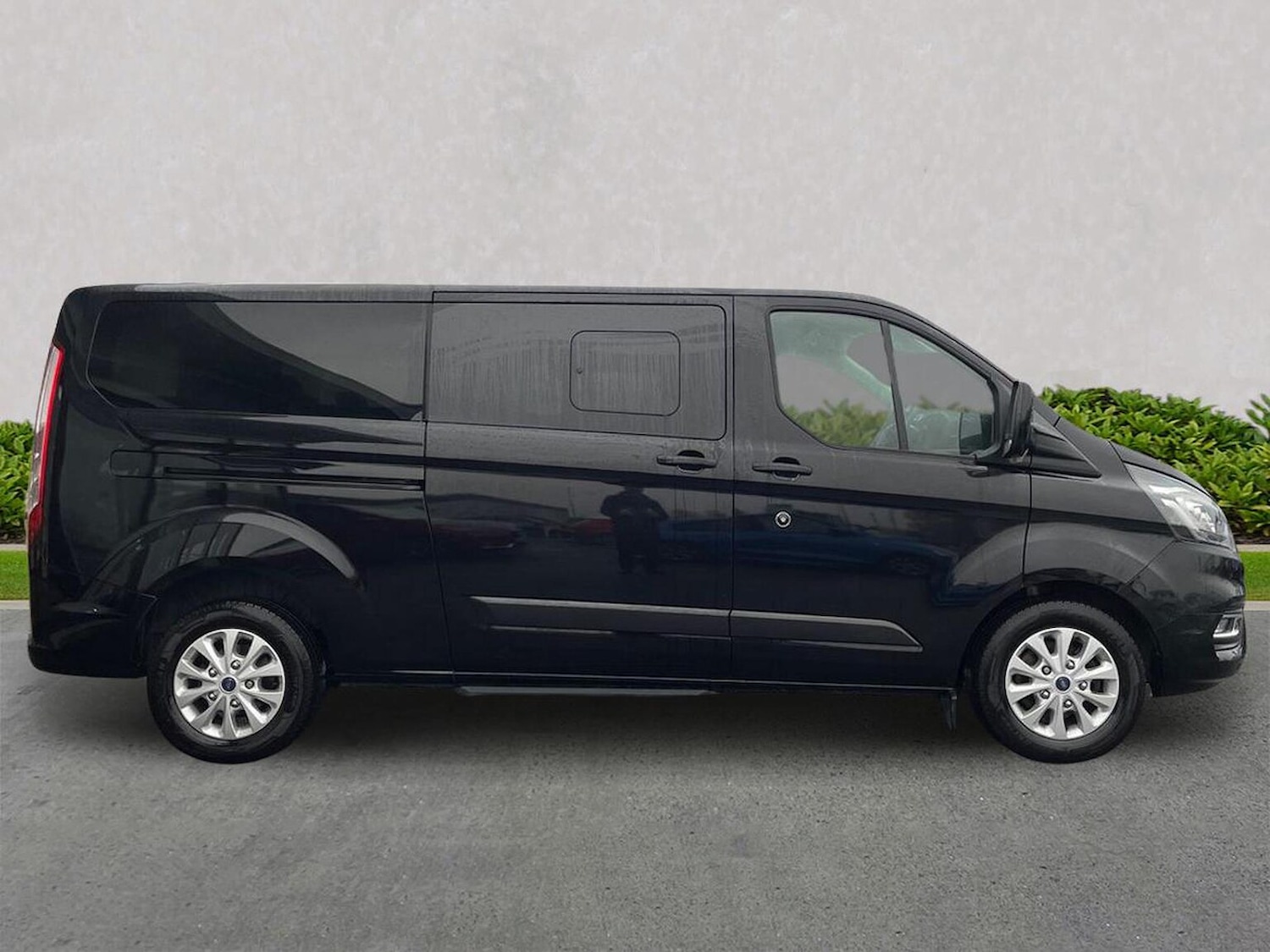 Used Ford Tourneo Custom 2023 for sale - 76591426: Photo 3