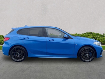 Used BMW 1 Series 2024 for sale - 79030121: Photo