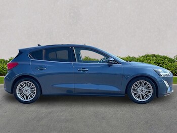 Used Ford Focus 2021 for sale - 78950639: Photo