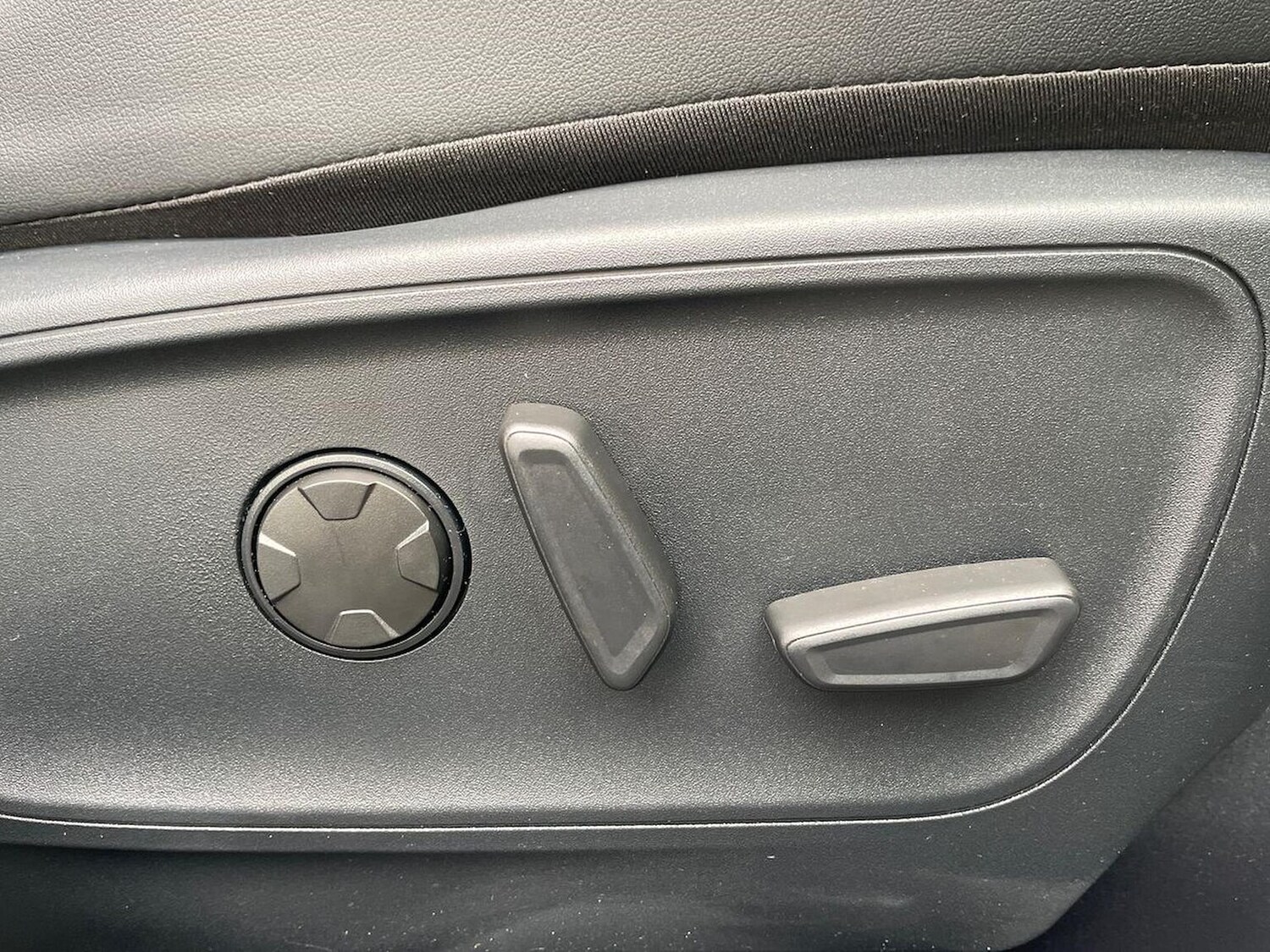 Used Ford Kuga 2024 for sale - 76555474: Photo 30