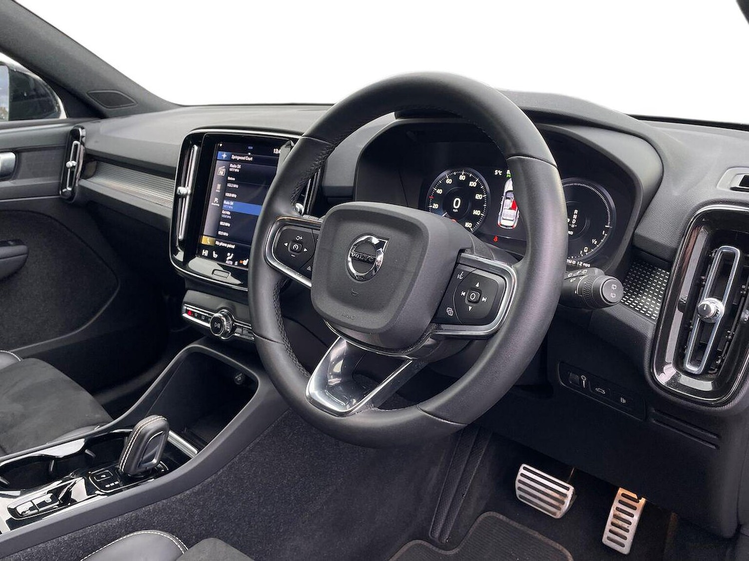 Used Volvo XC40 2022 for sale - 76650147: Photo 15