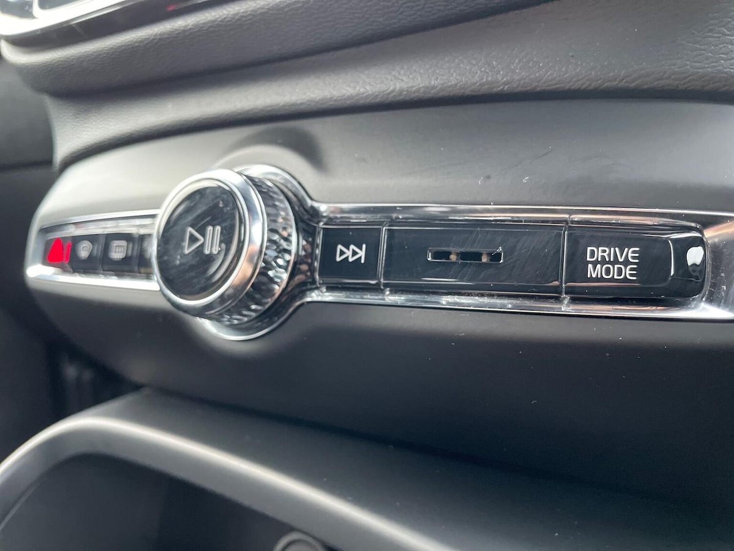 Used Volvo XC40 2022 for sale - 76650147: Photo 23