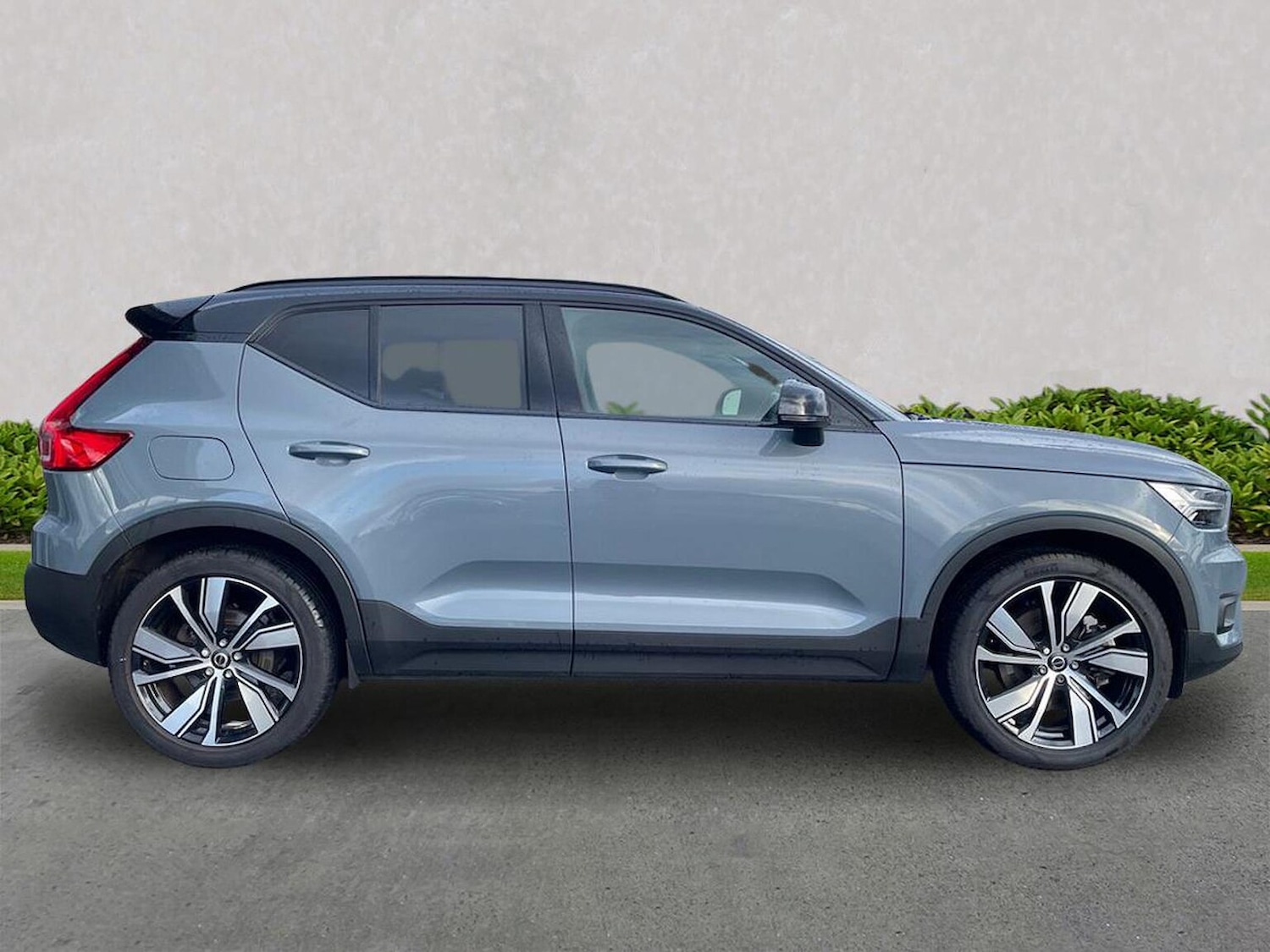 Used Volvo XC40 2022 for sale - 76650147: Photo 3
