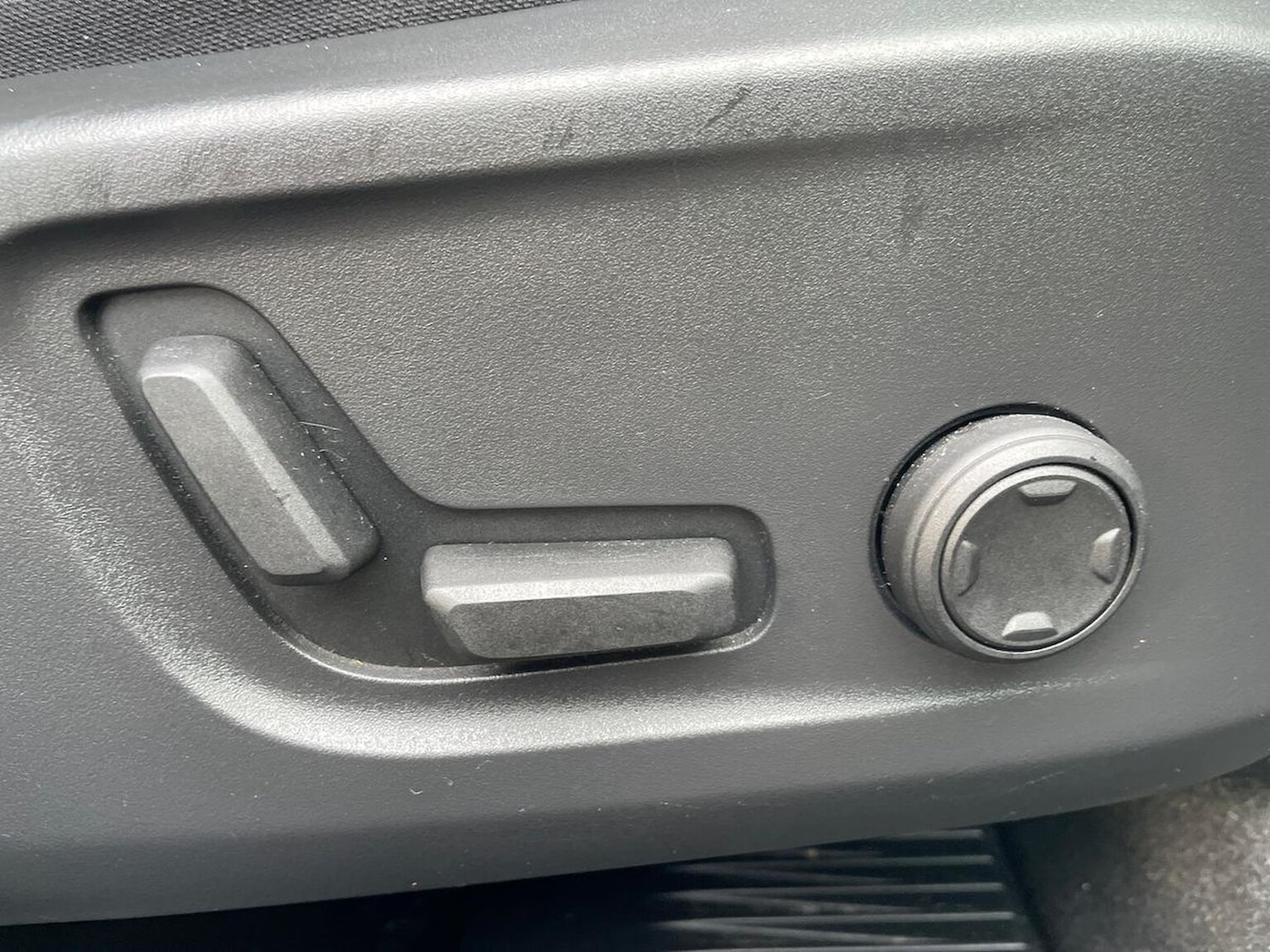 Used Volvo XC40 2022 for sale - 76650147: Photo 30