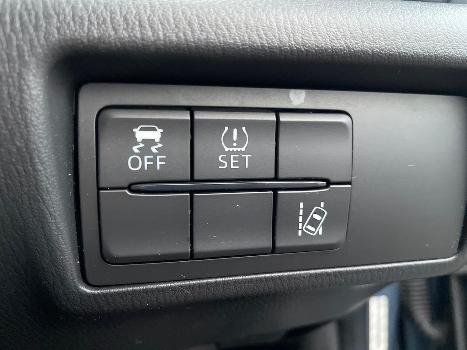 Used Mazda MX-5 2017 for sale - 76650144: Photo 25