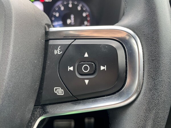 Used Volvo XC40 2022 for sale - 76220482: Photo 27