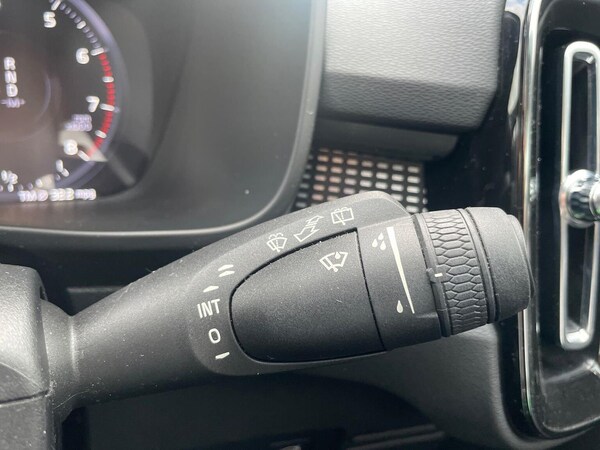 Used Volvo XC40 2022 for sale - 76220482: Photo 28