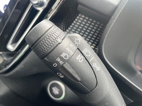 Used Volvo XC40 2022 for sale - 76220482: Photo 29