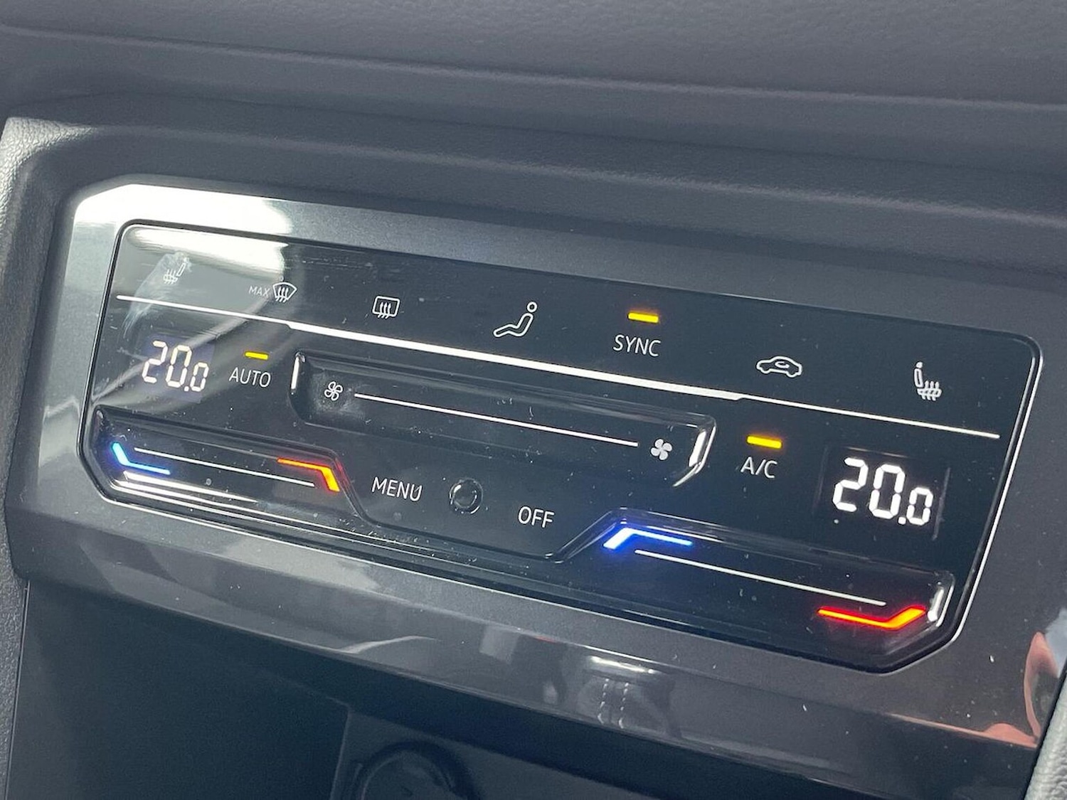 Used Volkswagen Tiguan Allspace 2024 for sale - 76300770: Photo 12