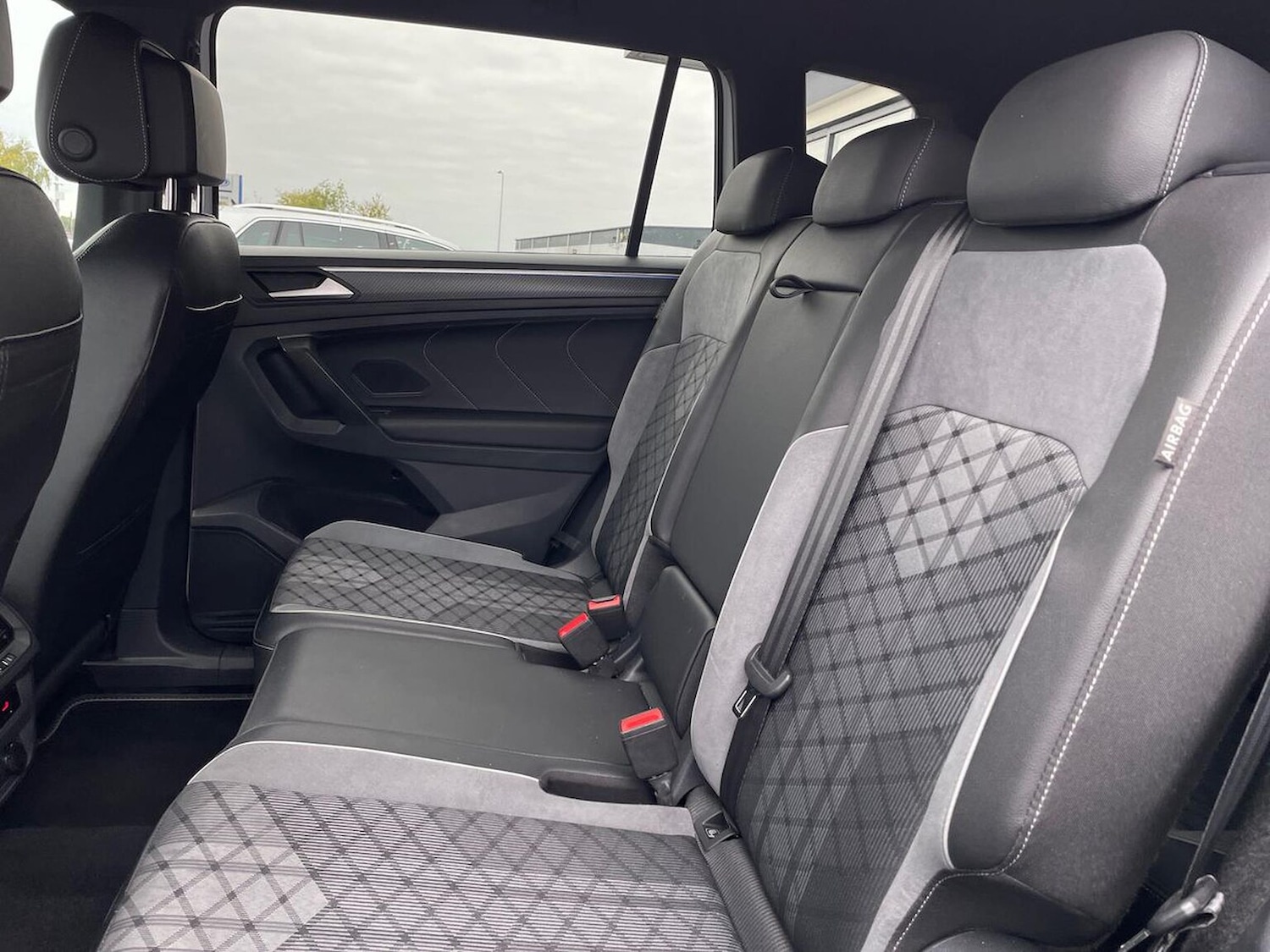 Used Volkswagen Tiguan Allspace 2024 for sale - 76300770: Photo 16