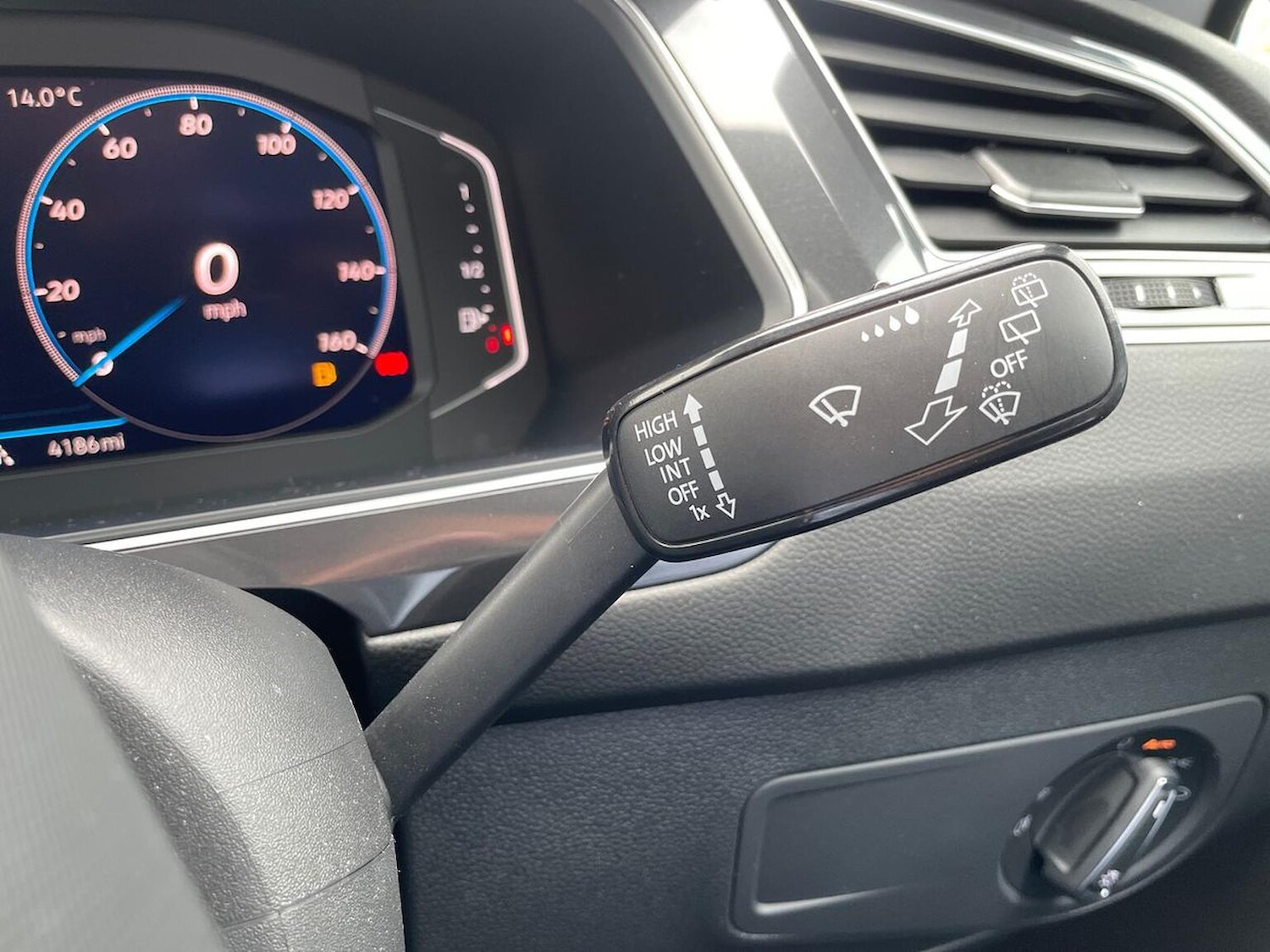 Used Volkswagen Tiguan Allspace 2024 for sale - 76300770: Photo 29