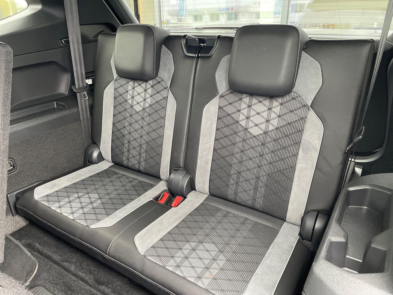 Used Volkswagen Tiguan Allspace 2024 for sale - 76300770: Photo 43