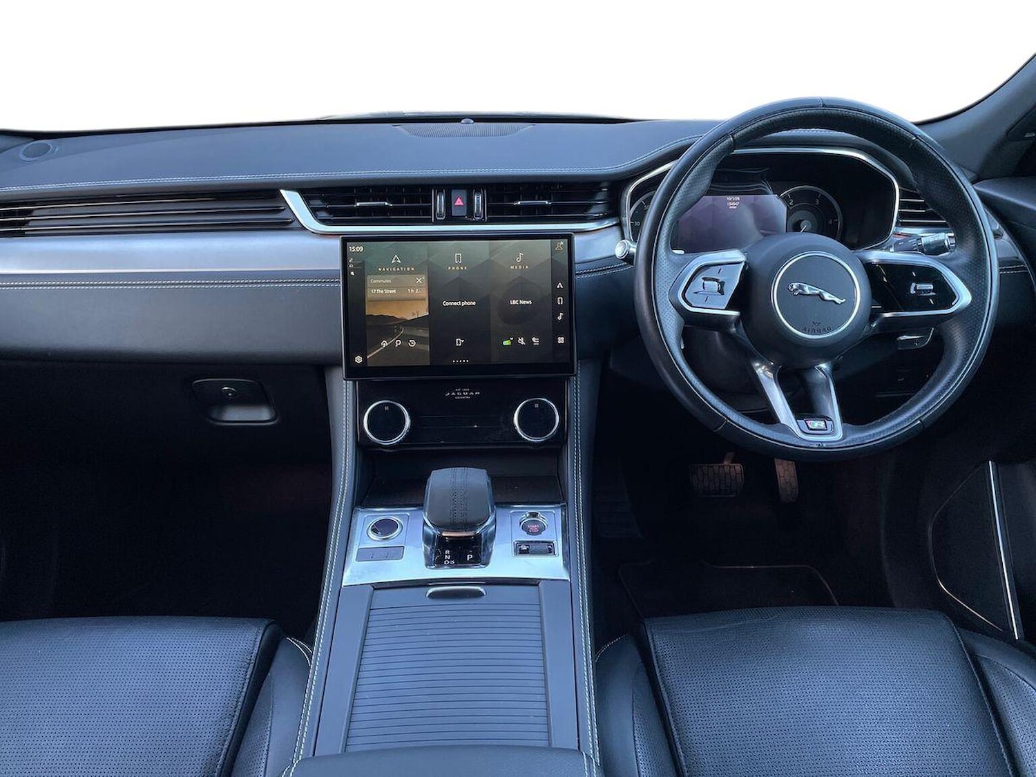 Used Jaguar F-Pace 2021 for sale - 77629364: Photo 8