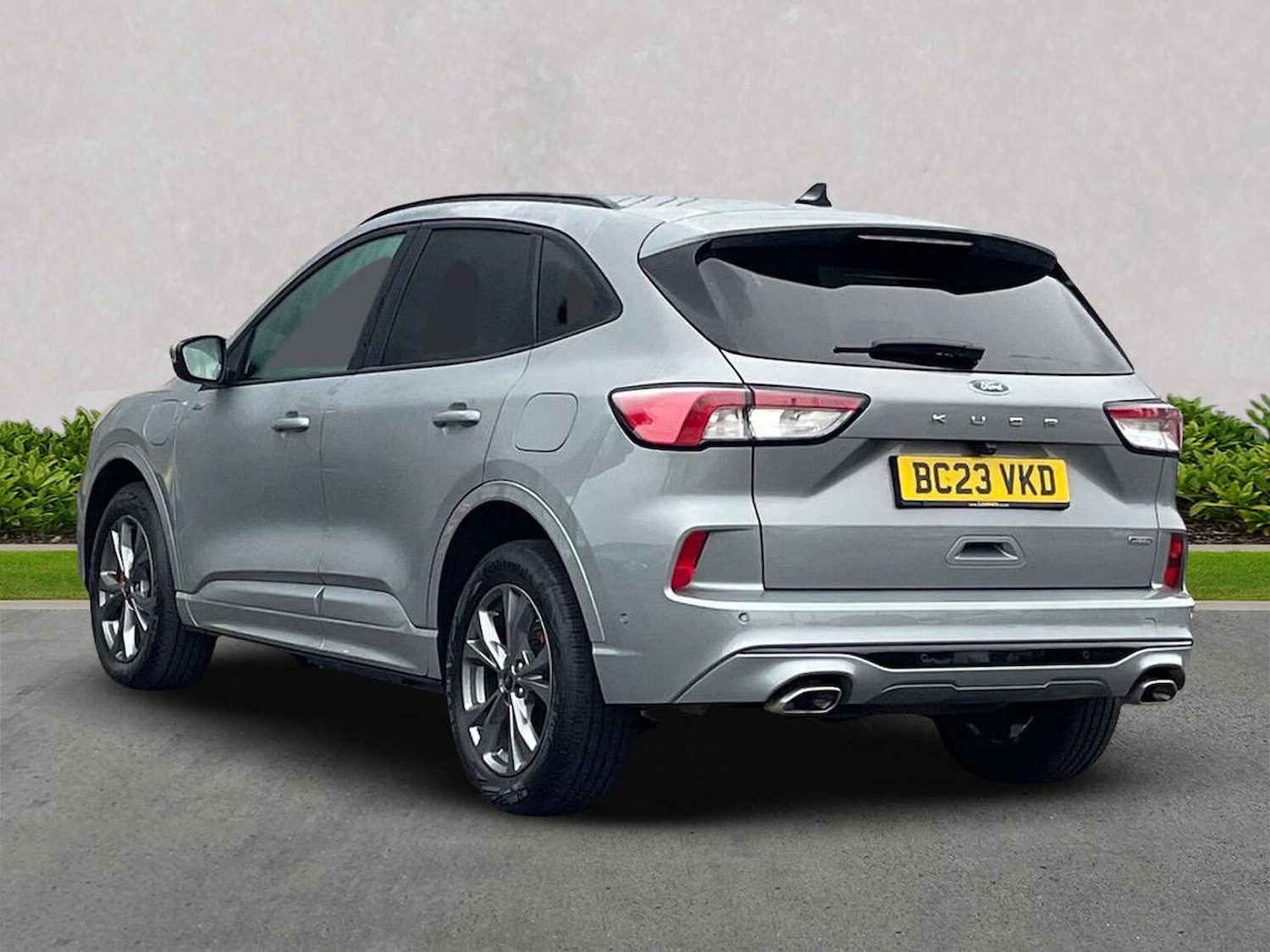 Used Ford Kuga 2023 for sale - 76142896: Photo 2