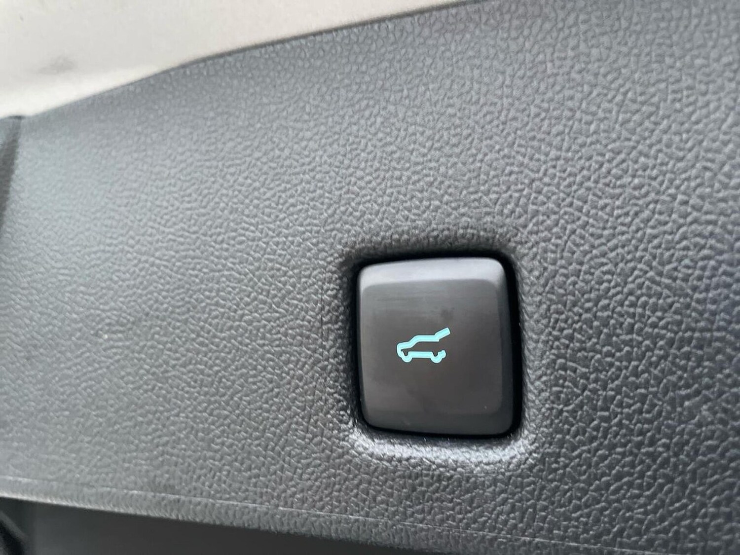 Used Ford Kuga 2023 for sale - 76142896: Photo 31