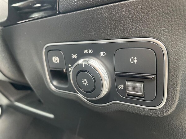 Used Mercedes-Benz GLA 2022 for sale - 76263295: Photo 30