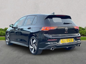 Used Volkswagen Golf 2025 for sale - 77962302: Photo