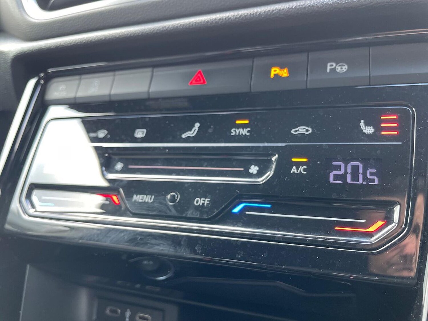 Used Volkswagen T-Roc 2023 for sale - 78194777: Photo 14