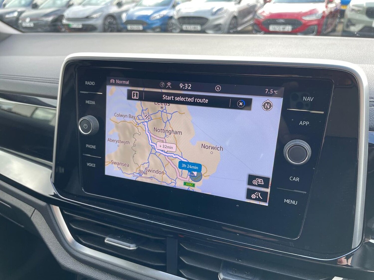 Used Volkswagen T-Roc 2023 for sale - 78194777: Photo 26