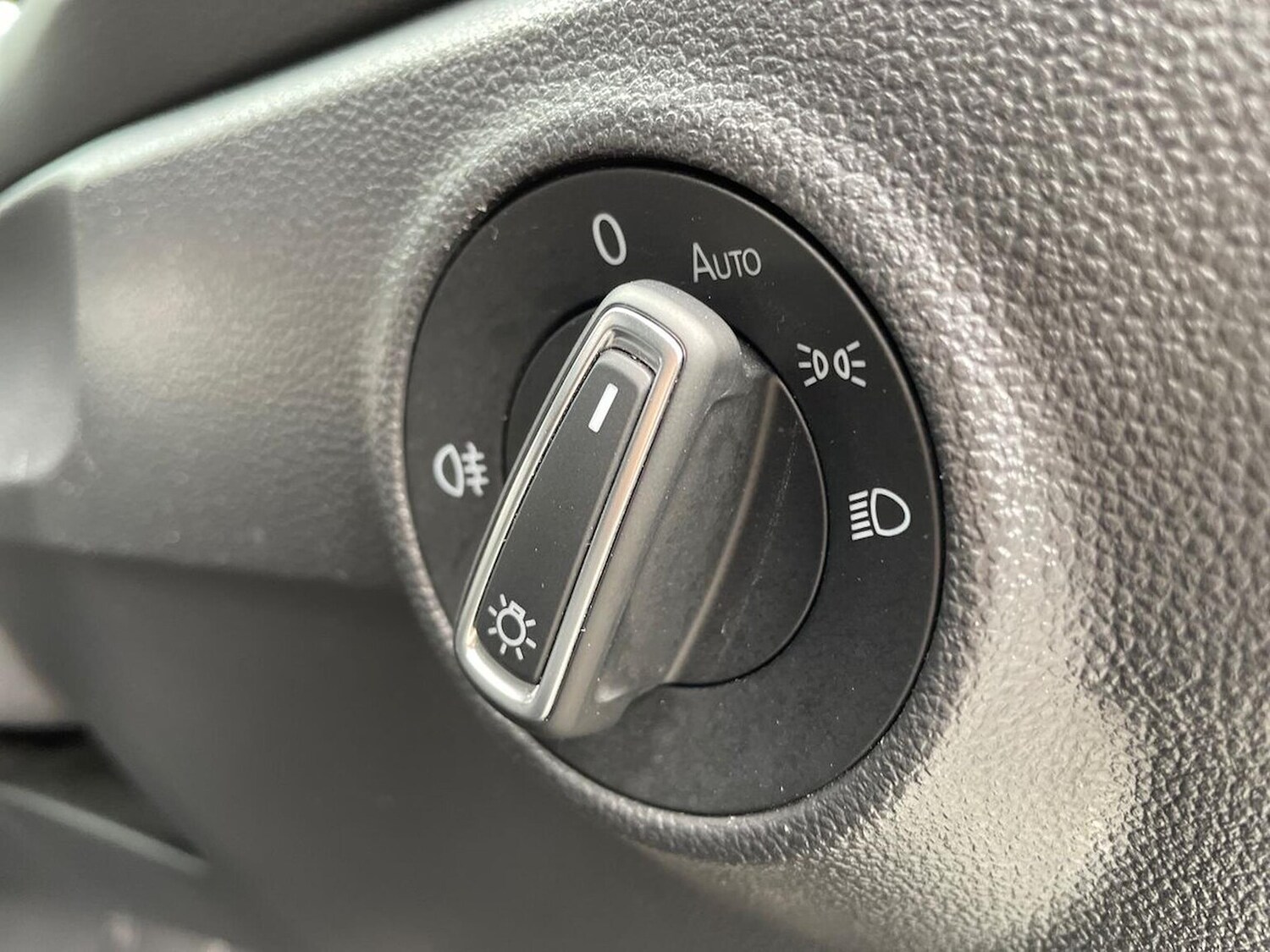 Used Volkswagen T-Roc 2023 for sale - 78194777: Photo 27