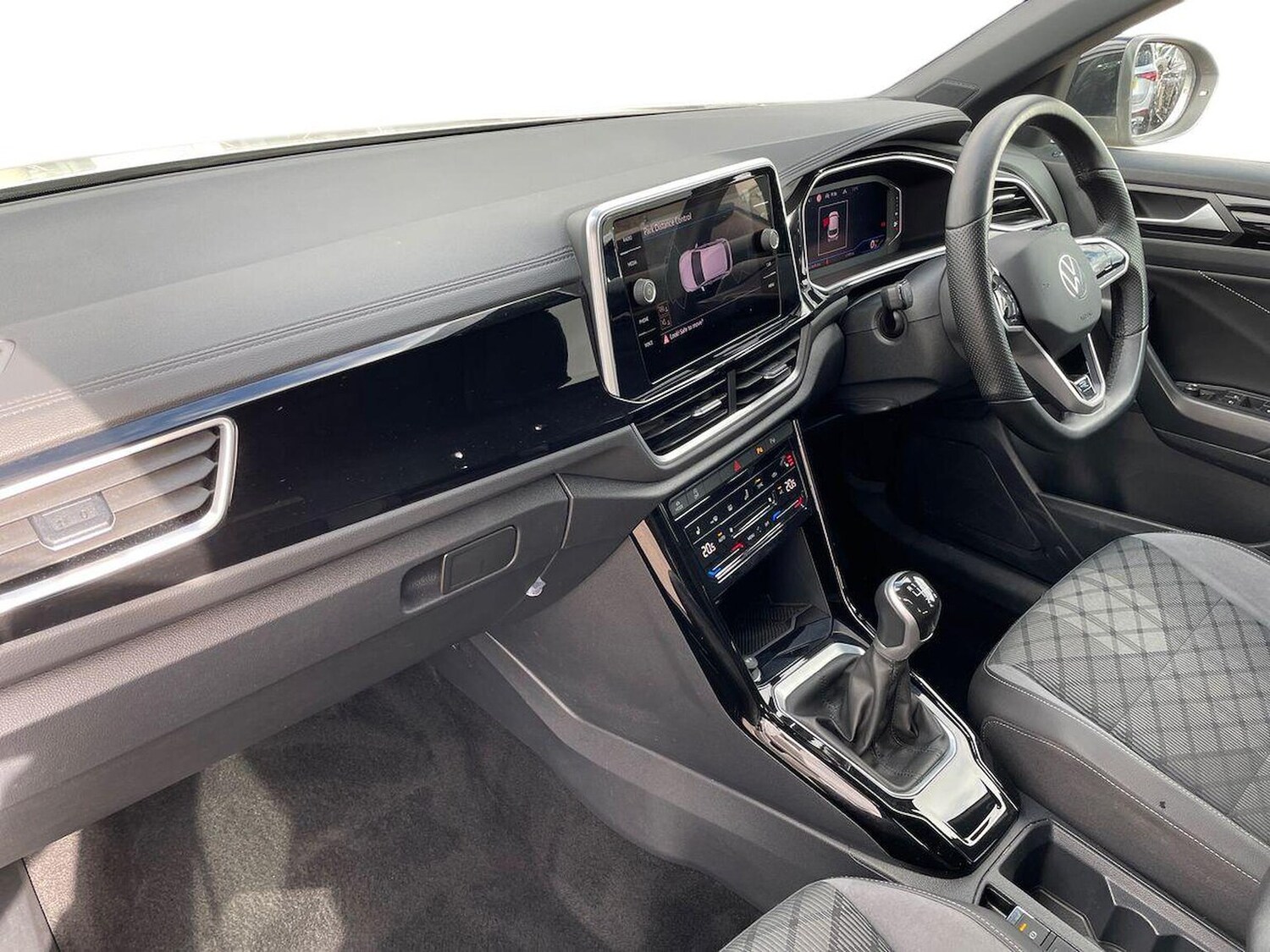 Used Volkswagen T-Roc 2023 for sale - 78194777: Photo 9