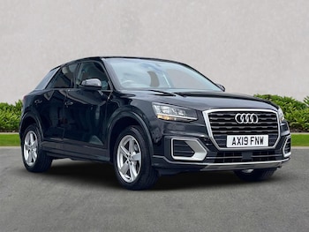 Audi - Q2