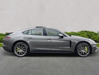 Used Porsche Panamera 2018 for sale - 75604408: Photo