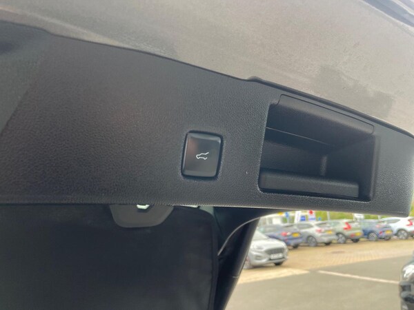 Used Ford Kuga 2022 for sale - 76077764: Photo 33