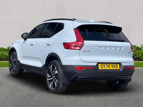 Used Volvo XC40 2024 for sale - 75705920: Photo 2
