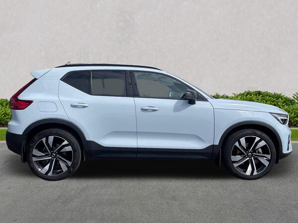 Used Volvo XC40 2024 for sale - 75705920: Photo 3