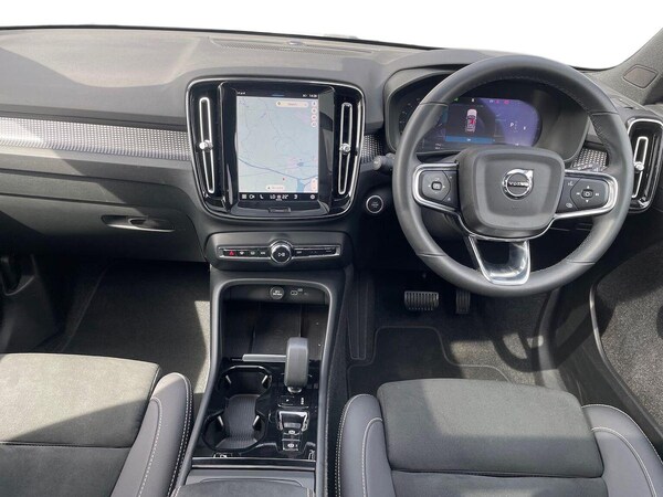 Used Volvo XC40 2024 for sale - 75705920: Photo 8