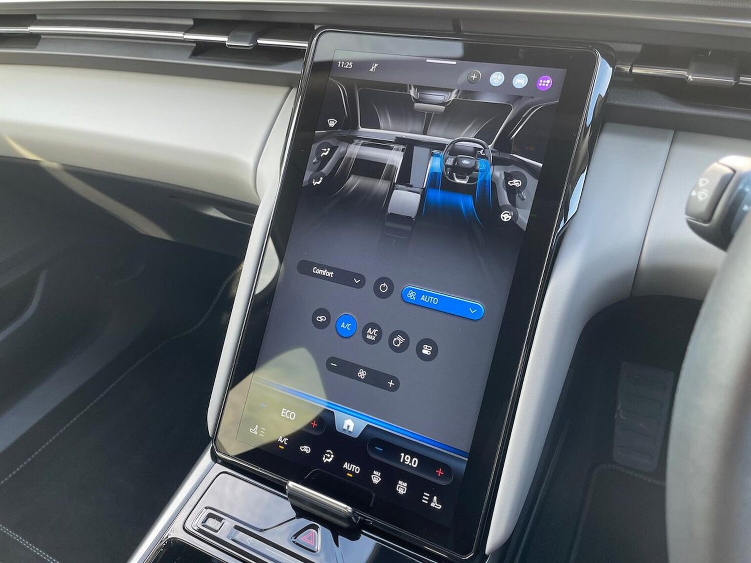 Used Ford Explorer 2024 for sale - 76531387: Photo 12