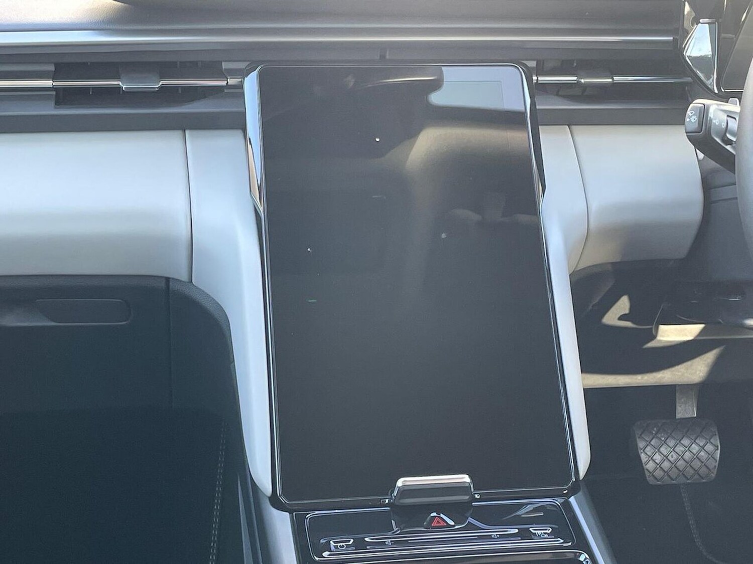 Used Ford Explorer 2024 for sale - 76531387: Photo 13